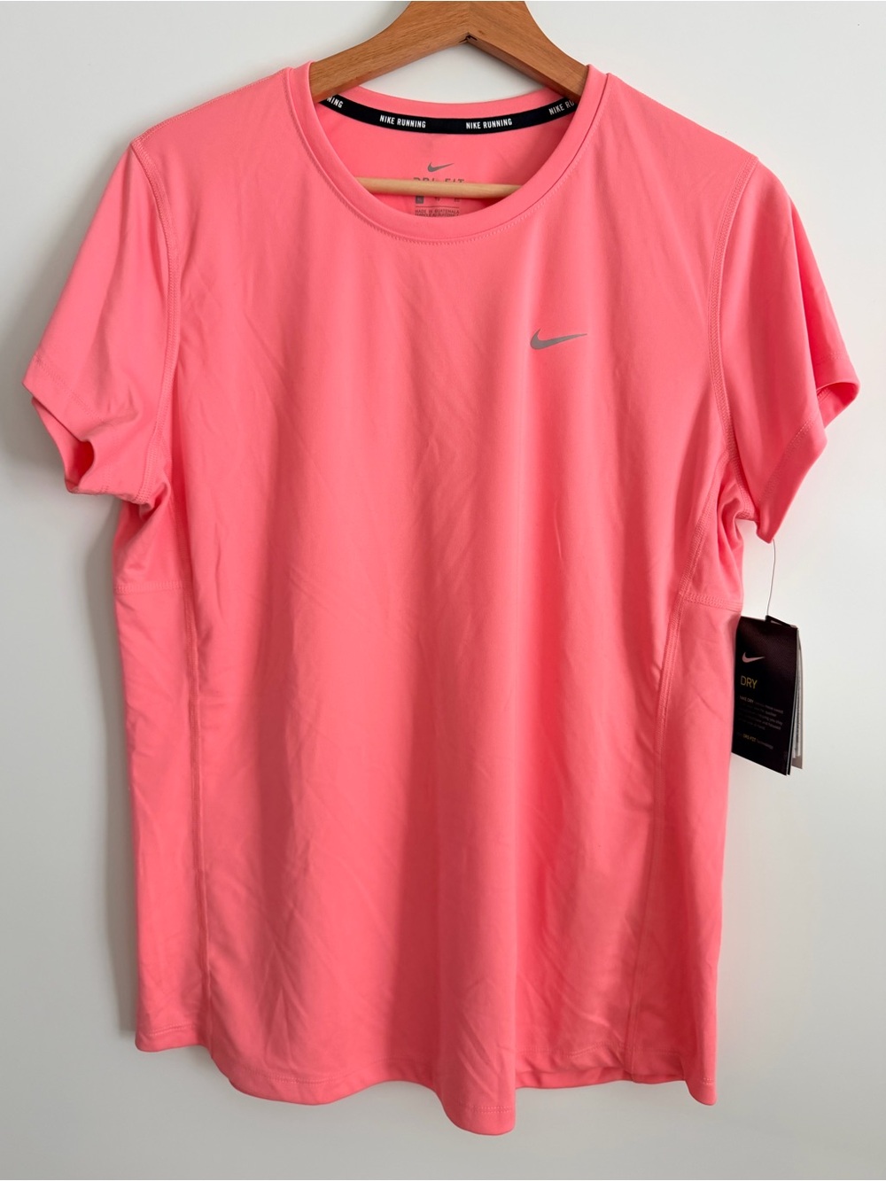 Nike running women’s dri fit top